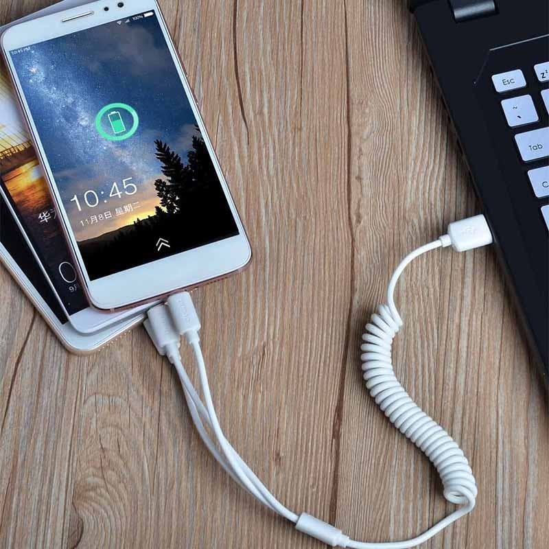 Dudao autolader 2x USB 2,4A + USB-kabel 3in1 Lightning / Type C / micro USB kabel (R7) - Wit