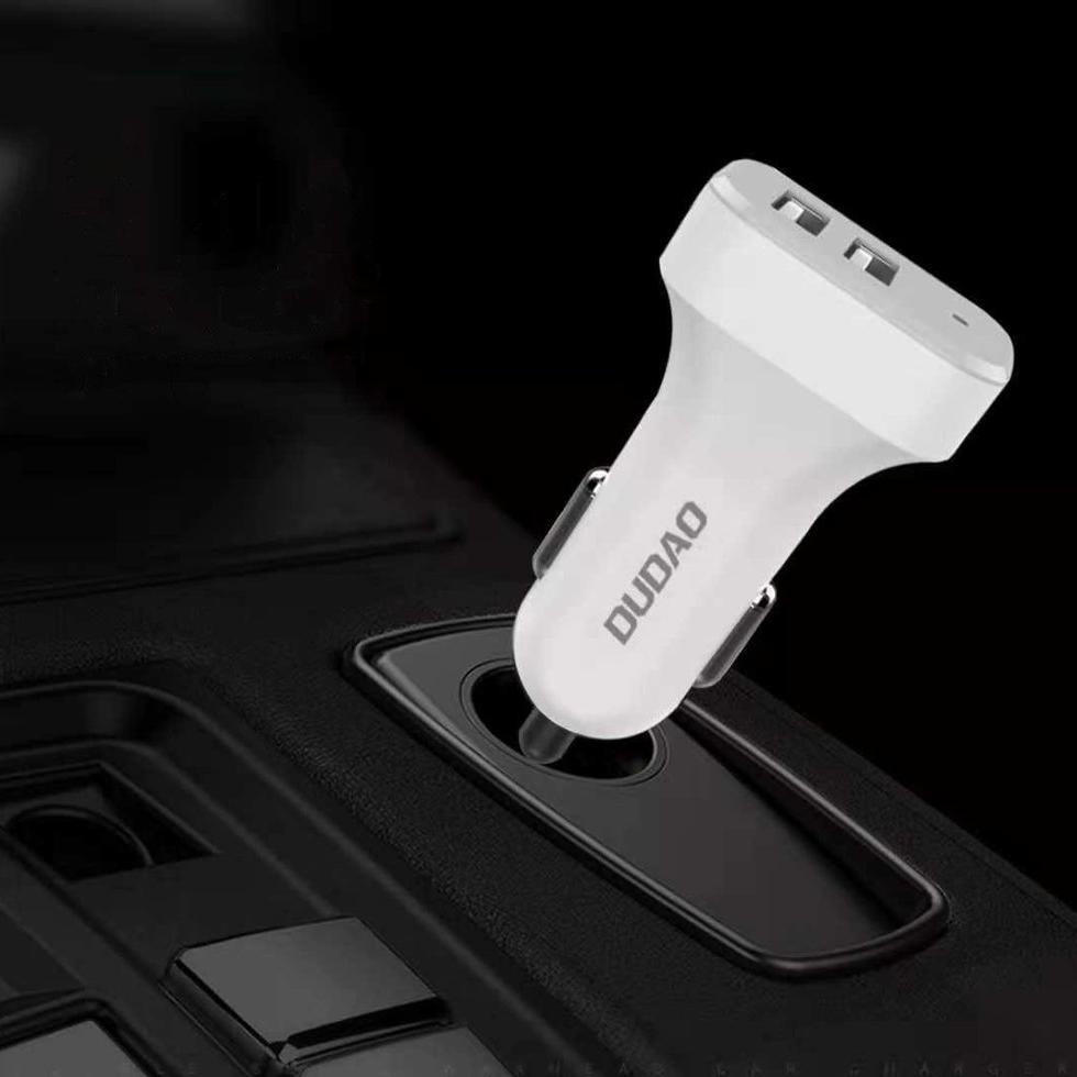 Dudao autolader 2x USB 2,4A + USB-kabel 3in1 Lightning / Type C / micro USB kabel (R7) - Wit